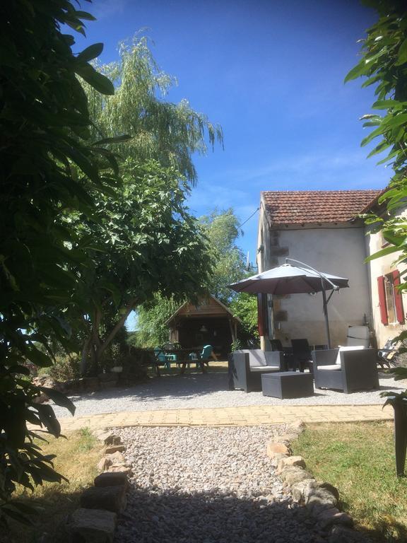 Le Petit Moulin Bed & Breakfast Saint-Hilaire  Exterior photo